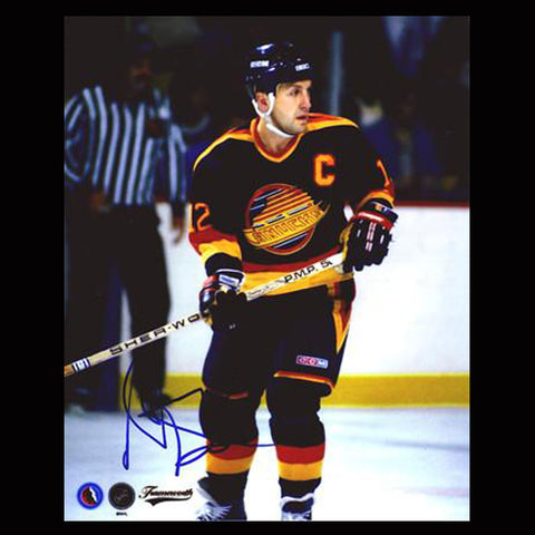 Stan Smyl Vancouver Canucks Autographed Action 8x10 Photo