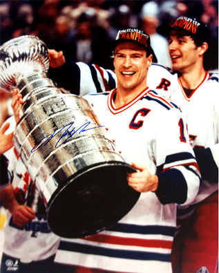 Mark Messier New York Rangers Autographed Stanley Cup 16x20 Photo
